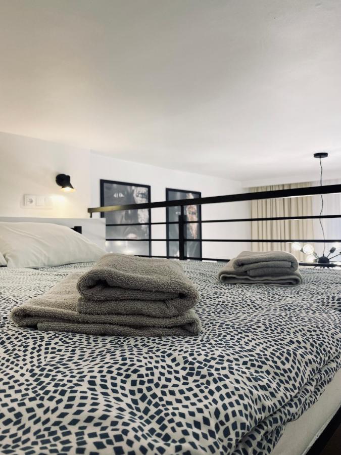 Apartment Premium Jacuzzi For Couples, Old Town 크라쿠프 외부 사진