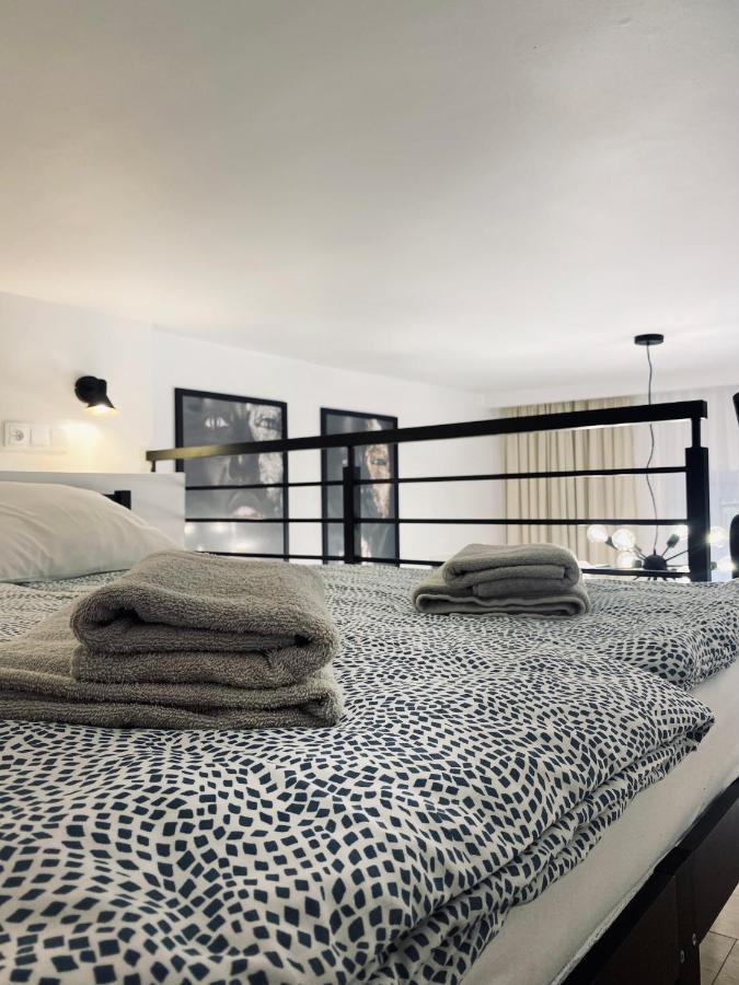 Apartment Premium Jacuzzi For Couples, Old Town 크라쿠프 외부 사진