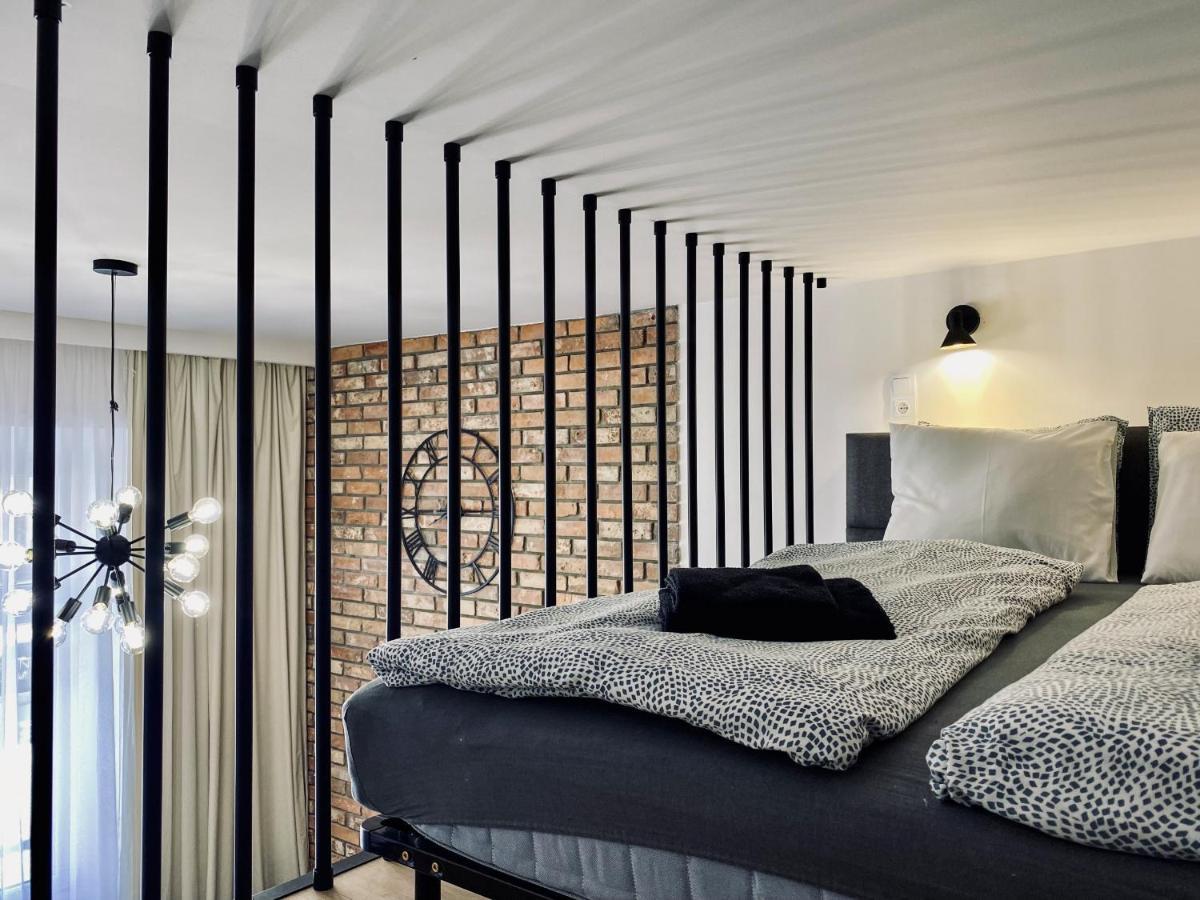 Apartment Premium Jacuzzi For Couples, Old Town 크라쿠프 외부 사진