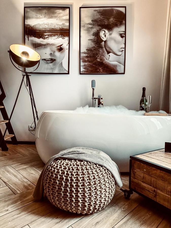 Apartment Premium Jacuzzi For Couples, Old Town 크라쿠프 외부 사진