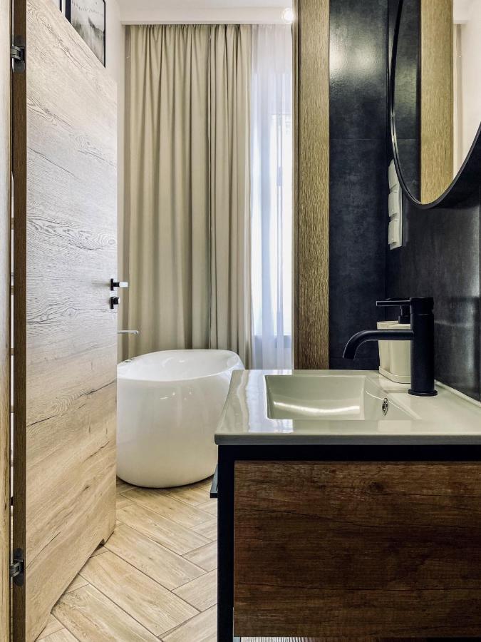 Apartment Premium Jacuzzi For Couples, Old Town 크라쿠프 외부 사진
